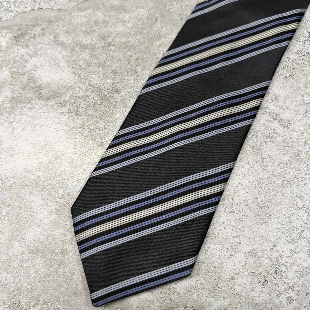 Banana Republic 100% Silk Tie Mens OS Gray Striped Made In Turkey Necktie 58x3.6